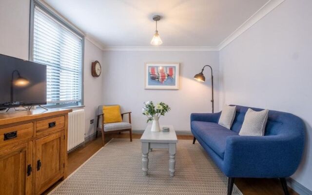 Sailmaker's Cottage