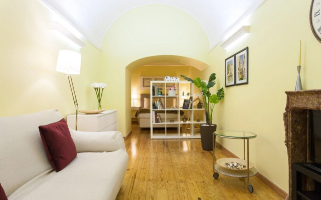 JOIVY Chic studio in Baixa, 5mins to Arco da Rua Augusta