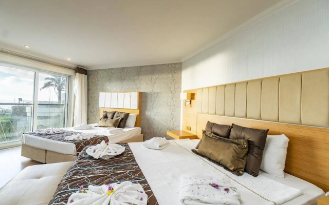 Maira Deluxe Resort Hotel