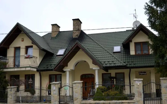 Pensjonat Pod Długą Polaną