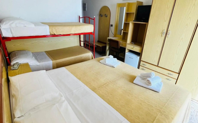 Hotel Columbia Frontemare