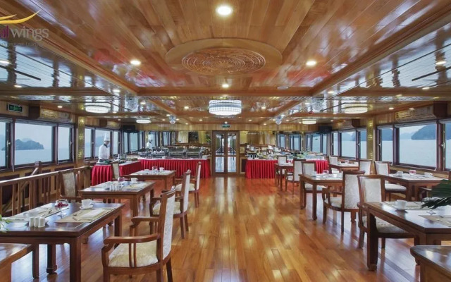 Royal Wings Cruise