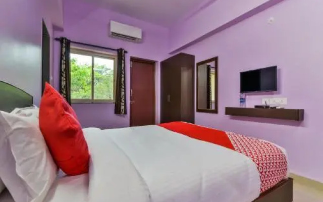 Swarnam By OYO Rooms