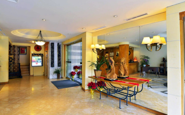 Apollo Hotel