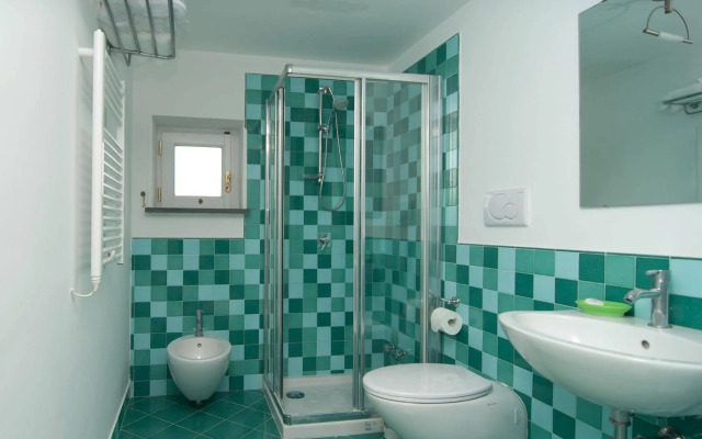 Villa Giulia amazing villa with pool, patio, bbq and sea views