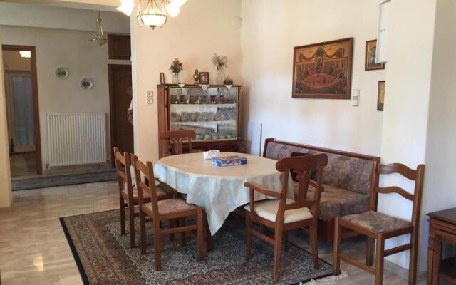 Apartment Korinos Mama Machi