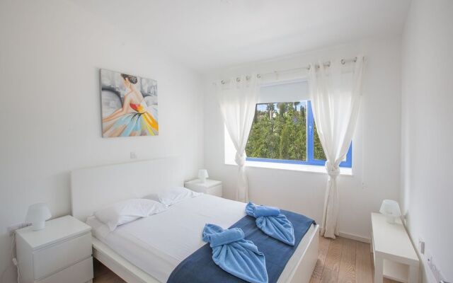 Electra Villa