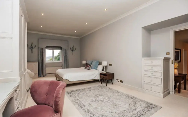 The Partridge - From 1000 Per Night