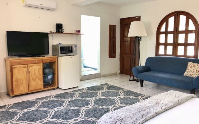Downtown Studio for 2, near market 28, AC! - Apartment in 坎昆 - Photo 2