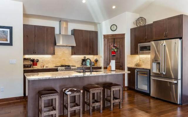 47 River Run Townhomes 3 Bedroom Townhouse by RedAwning