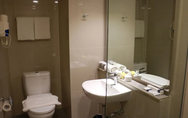 Wing Hotel Kualanamu Airport