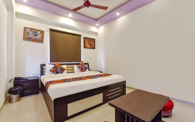 Fabhotel Crystal Inn Ii