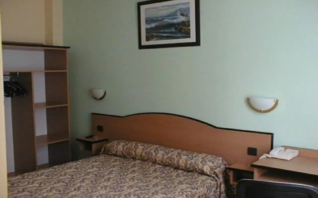 Ferney République Hotel