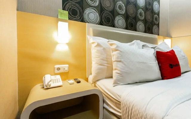 RedDoorz @ Jl. A. Yani Solo