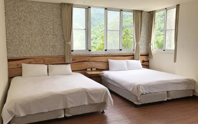 Lucky Hot Spring B&B