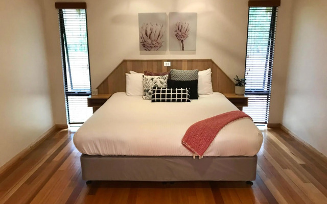 Ellensbrook Cottages
