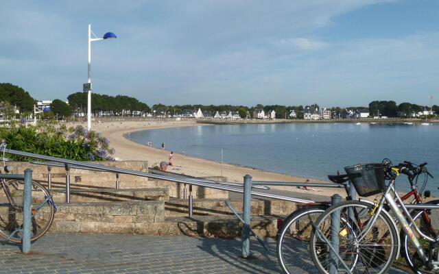 Semi-detached House in the Castle Park, Benodet