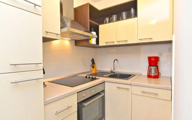 Apartment 628