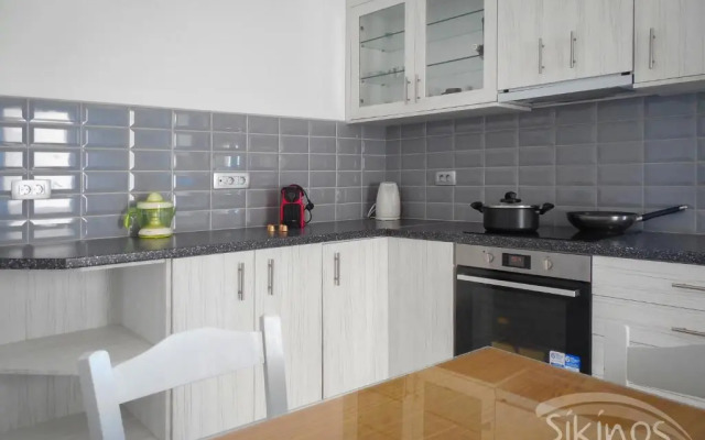 Kastro Elegant House