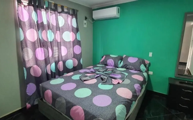 Hostal Mi Lindo Septiembre