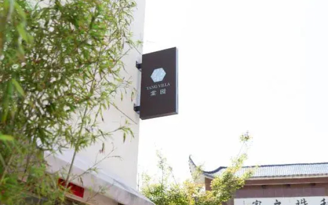 Tang Villa