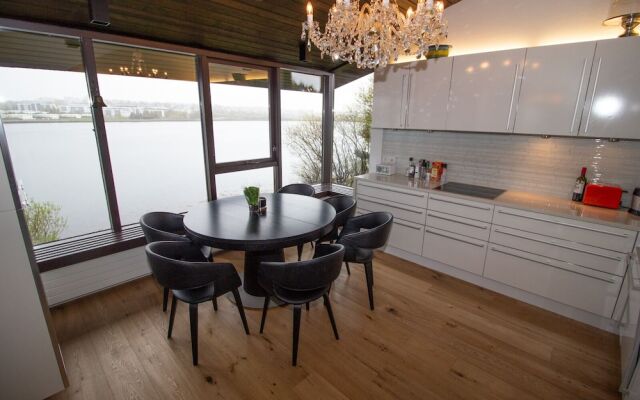 Seaside Villa - 6 bedrooms