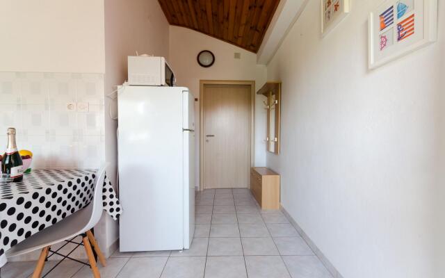 Apartments Anica F in Lopar - island Rab