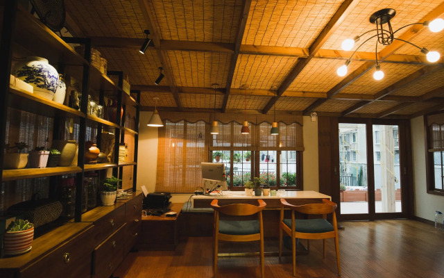 Rongxi Inn
