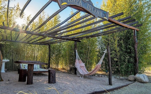 Rancho Paradise - Adults  Only