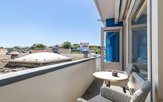 Zoutelande Retreat by Sea