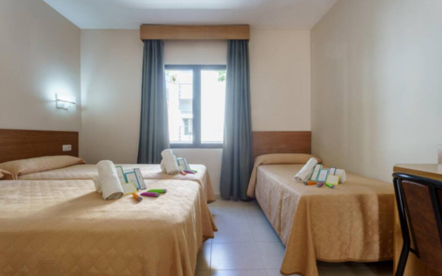 Hostal Costabella - Double Room Standard Rate