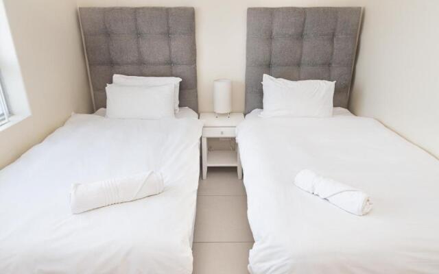 Amazing Beachfront 2 Bed Apartment A308 Sea Spray