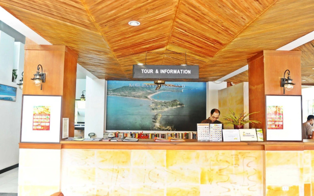 Lanta Sand Resort & Spa - photo 2