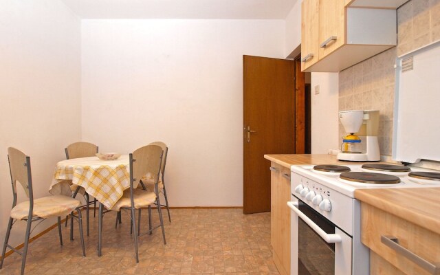 Apartment 1210
