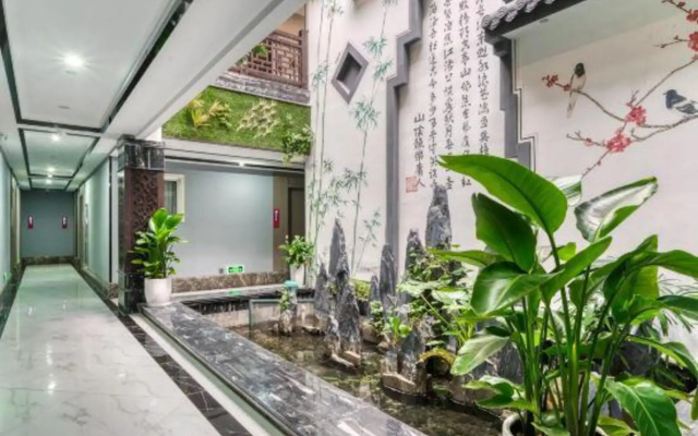 Blue Island Hotel (Hangzhou Olympic Sports Expo Center)