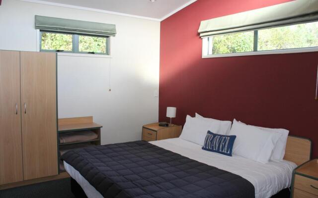 Bay of Islands Gateway Motel