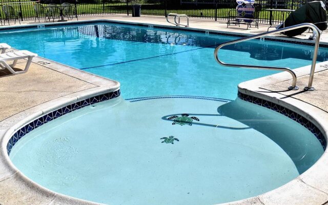 Travelodge by Wyndham Red Bluff South of Redding