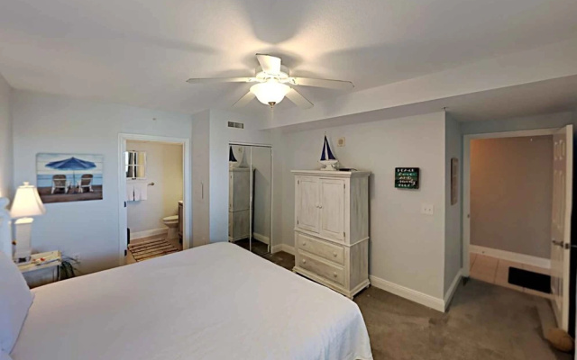 Emerald Beach by Southern Vacation Rentals