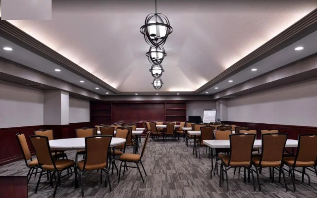 Courtyard by Marriott Modesto