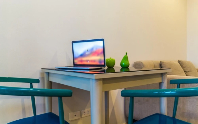 The Base Heights - Phuket Town Convenient Luxury one Bedroom Apartment Pool gym and Shopping