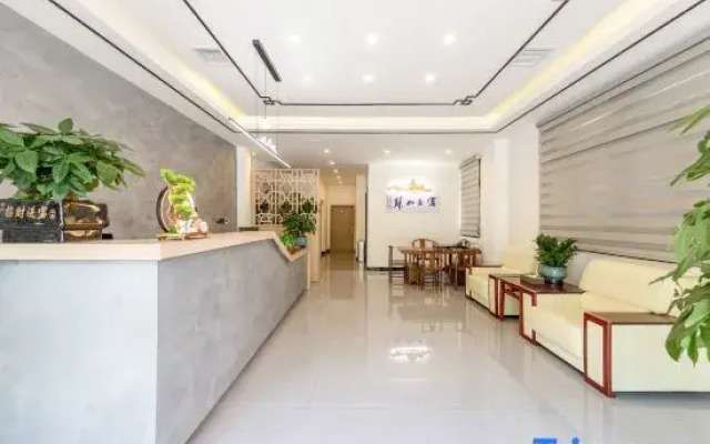 Jianglan Inn Libo Ancient Town Store is translated