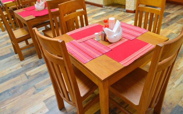 Red Ruby Hotel