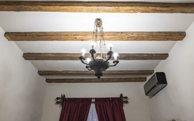 The Throne Boutique Hotel