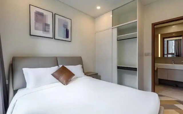 The Metropole The Galleria The Crest