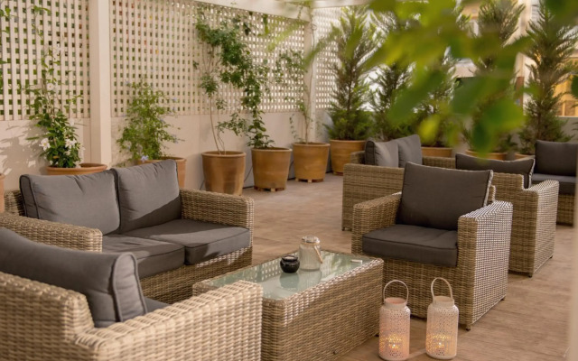 Irini Hotel