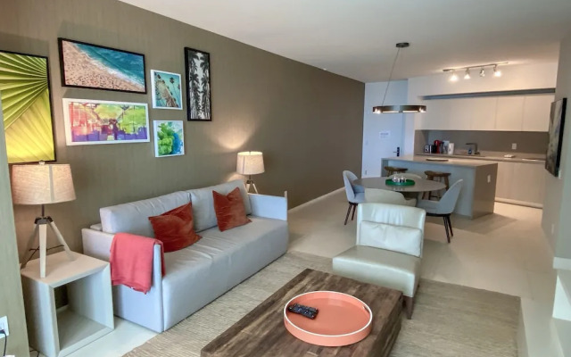 Lyfe Residence Building - Private apts over the beach