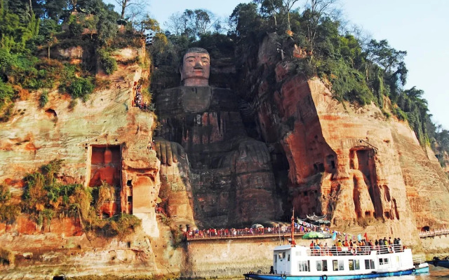 Hualuxe Leshan