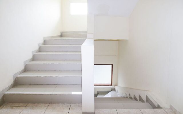 Airy Syariah Lowokwaru Simpang Gajayana 12 Malang