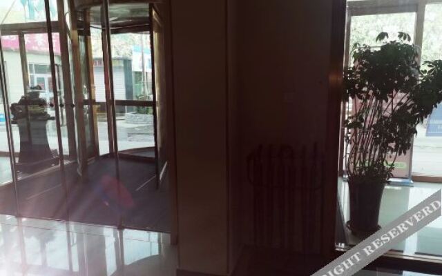 Shell Hotel(Hejian new station)