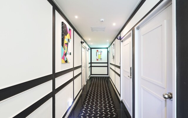 2U Motel